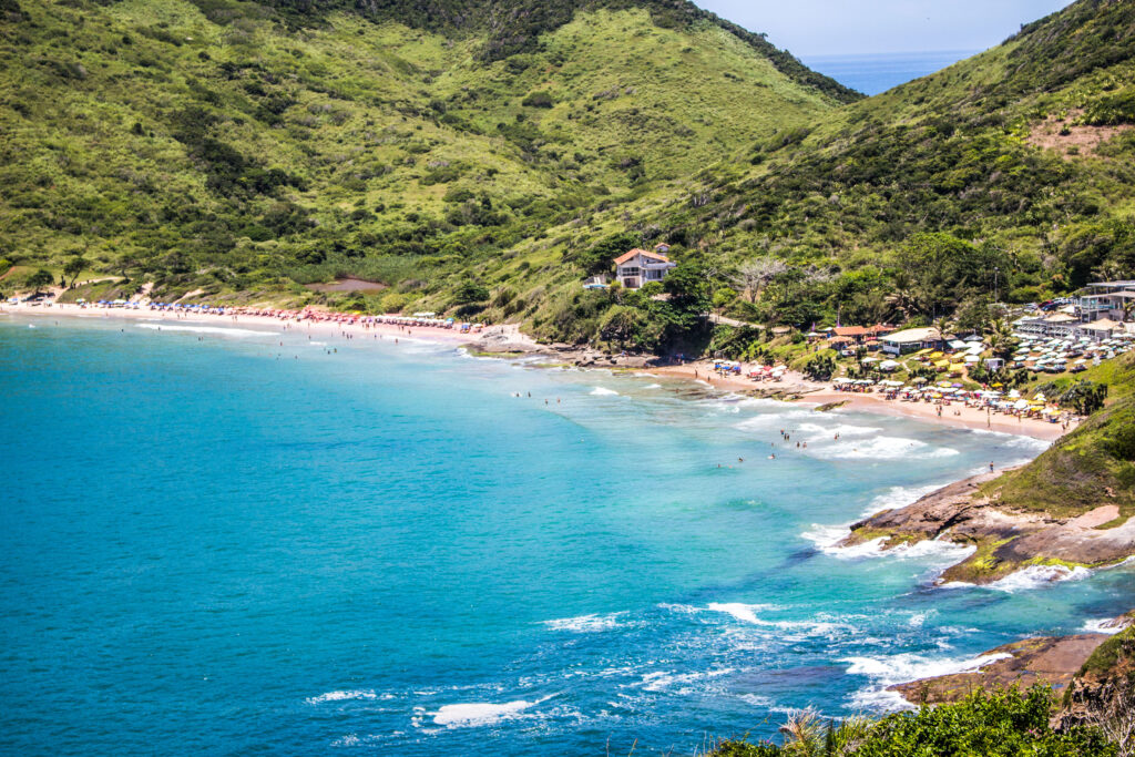 Búzios oferece uma mistura perfeita de cultura, gastronomia e aventura à beira-mar