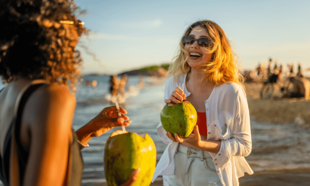 amigas aproveitando o cupom de aniversário Onhappy